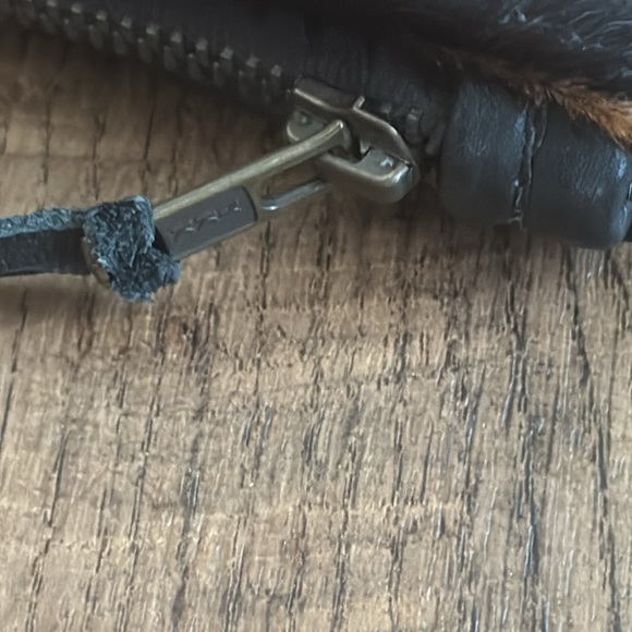 Totem leopard printed calf hair clutch with leather trim YKK - Picture 8 of 11